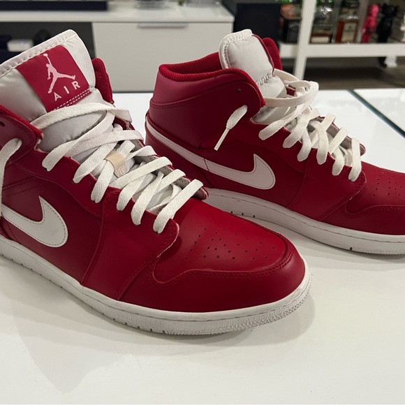 Jordan 1 high - Picture 2 of 4